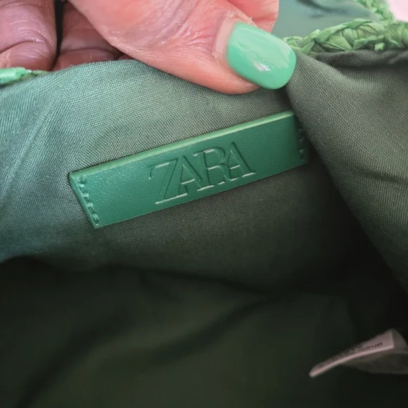 Zara Emerald Green 💚 Ruffle Shoulder Bag - Picture 6 of 8